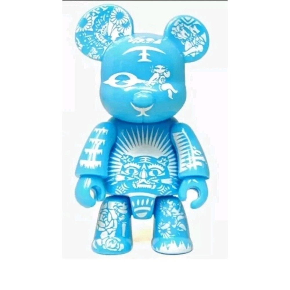 Toy2r x iToyz LE300 "Paper Cut Bear" Qee 2.5" keychain Apex Blue New Display Box